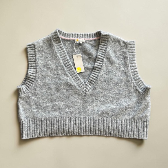 Boden Sweaters - Boden Wool Mohair Blend Fuzzy Crop Sweater Vest Gray Sleeveless Women's Size XL
